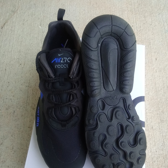 Nike Air Max 270 React - Picture 5 of 7